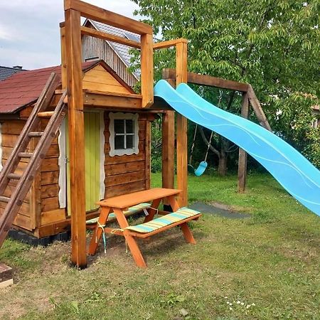 Chata Adam je pre rodiny s deťmi terasa, detské ihrisko Liptovský Mikuláš Exterior foto